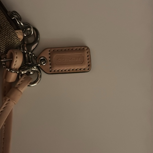 Vintage Coach Wallet - Picture 2 of 3